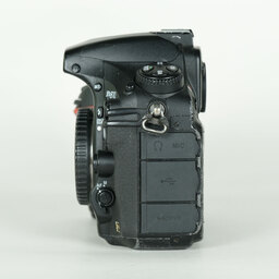 Nikon D810