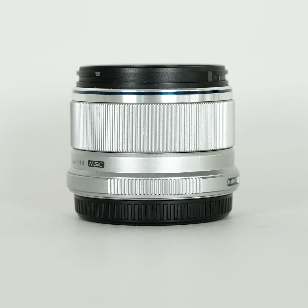 OLYMPUS M.ZUIKO DIGITAL 25mm F1.8