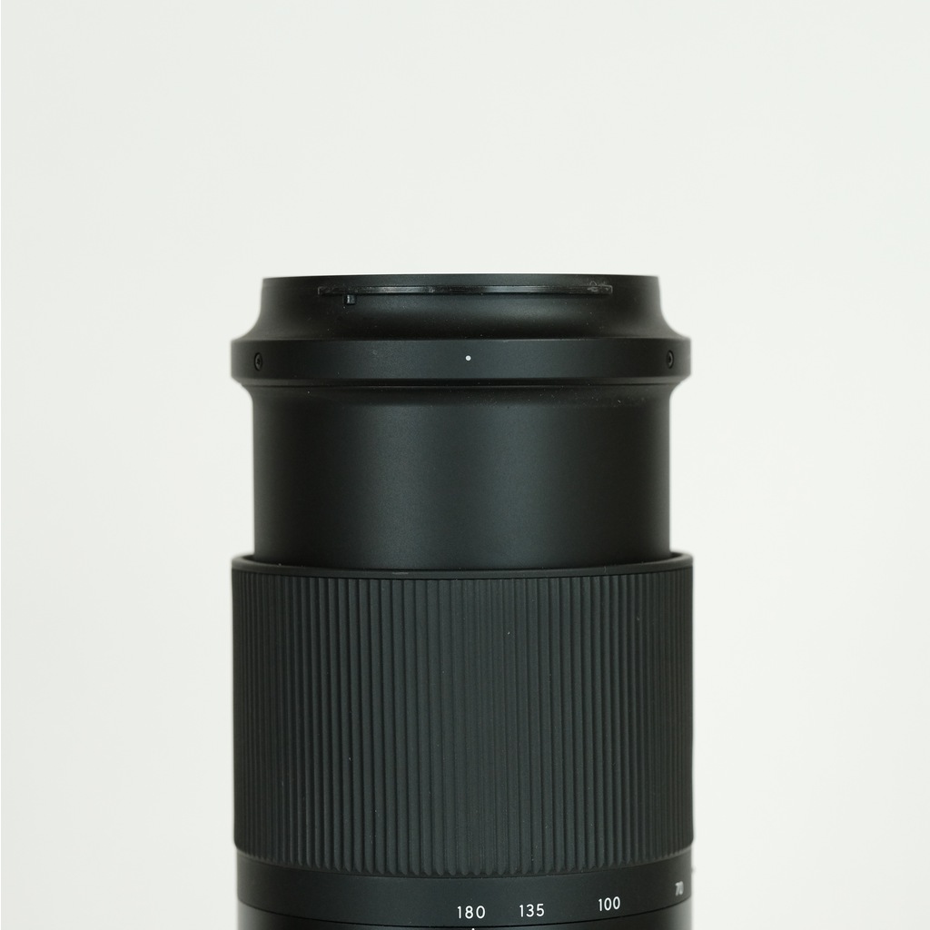 TAMRON 70-180mm F/2.8 Di III VXD (Model A056) [ ソニーE用 ]