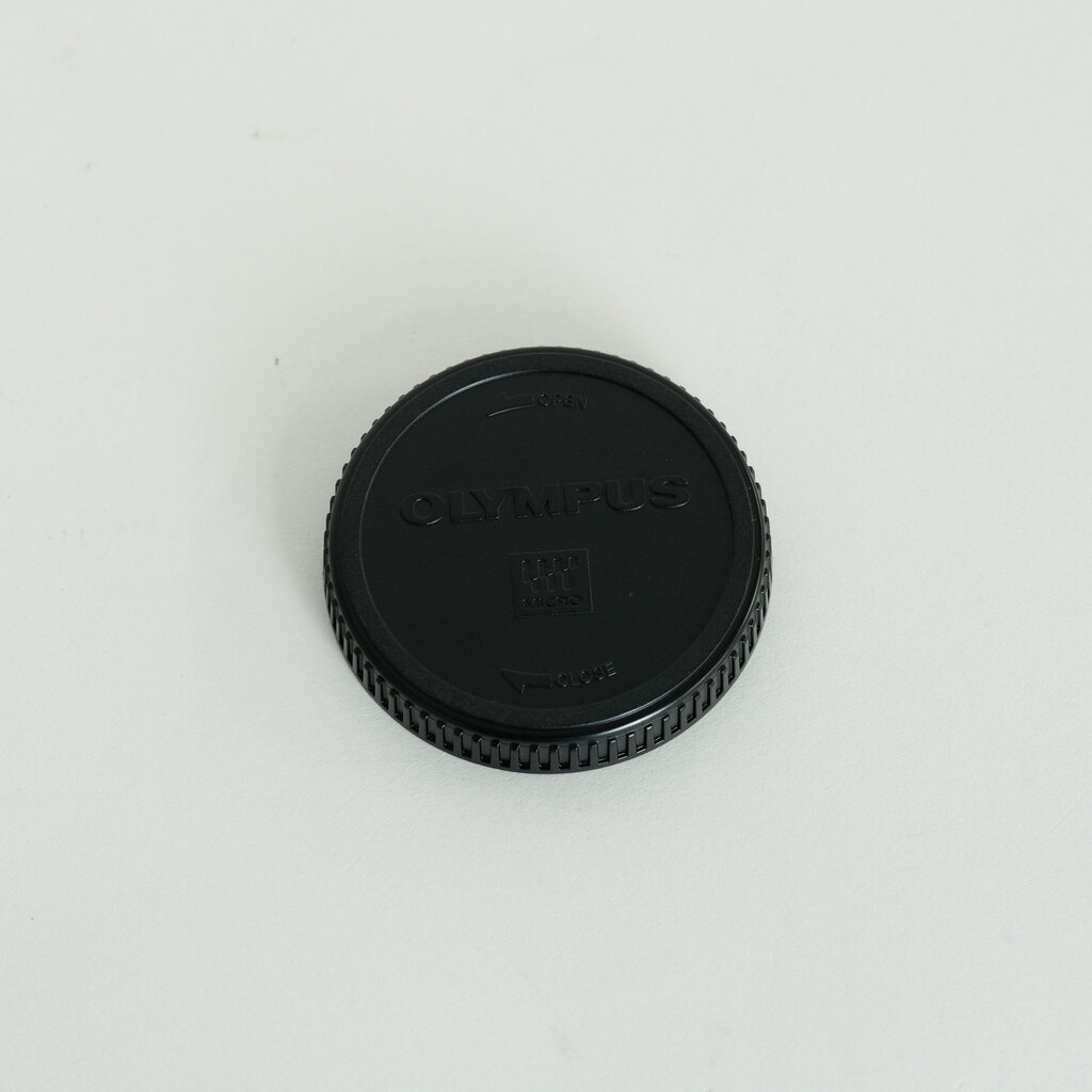 OLYMPUS M.ZUIKO DIGITAL 14-42mm F3.5-5.6IIR シルバー