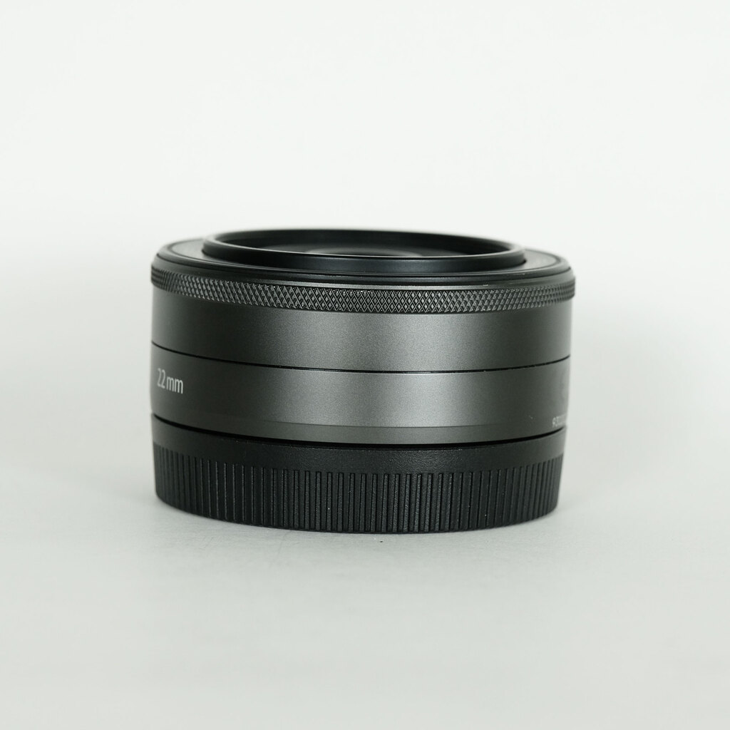 Canon EF-M22mm F2 STM Canon EF-M22mm F2 STM
