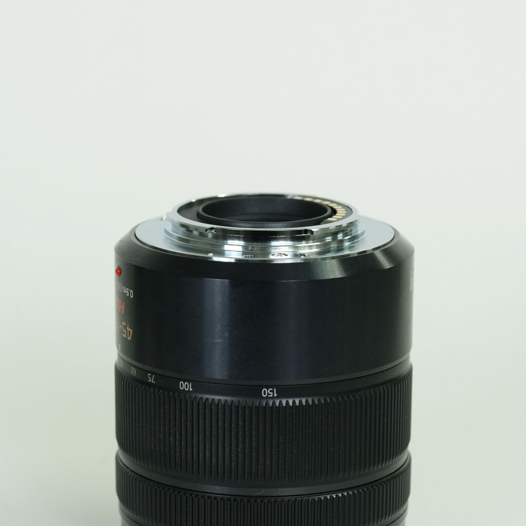 Panasonic LUMIX G VARIO 45-150mm / F4.0-5.6 ASPH. / MEGA O.I.S.