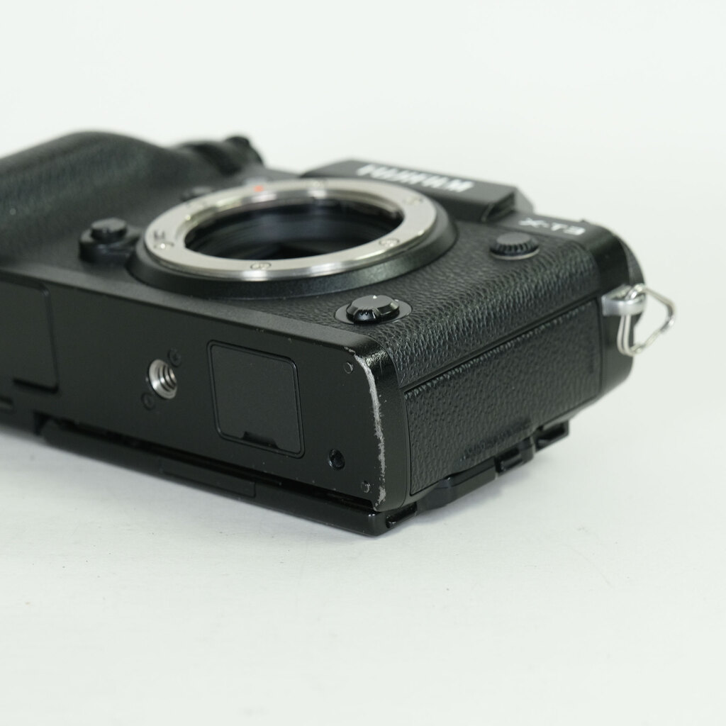 FUJIFILM X-T3