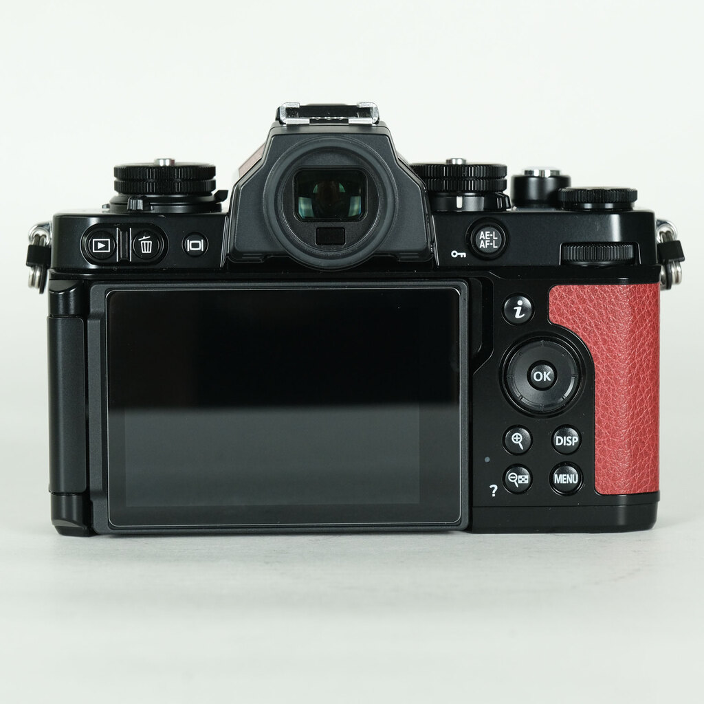 Nikon Z fc ボディ ブラック プレミアムエクステリア張替済み の出品