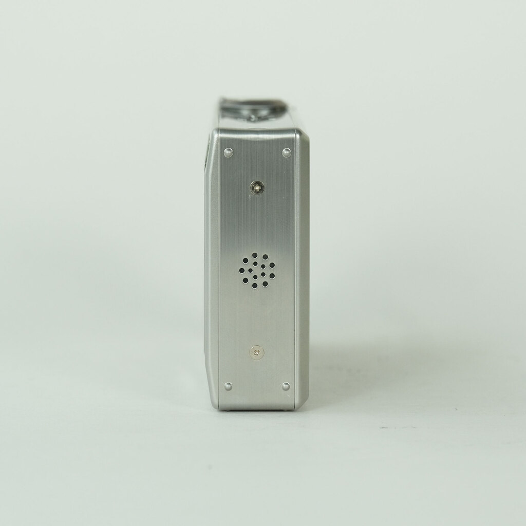 Canon IXY DIGITAL 95 ISの出品 | ONE SCENE（ワンシーン）