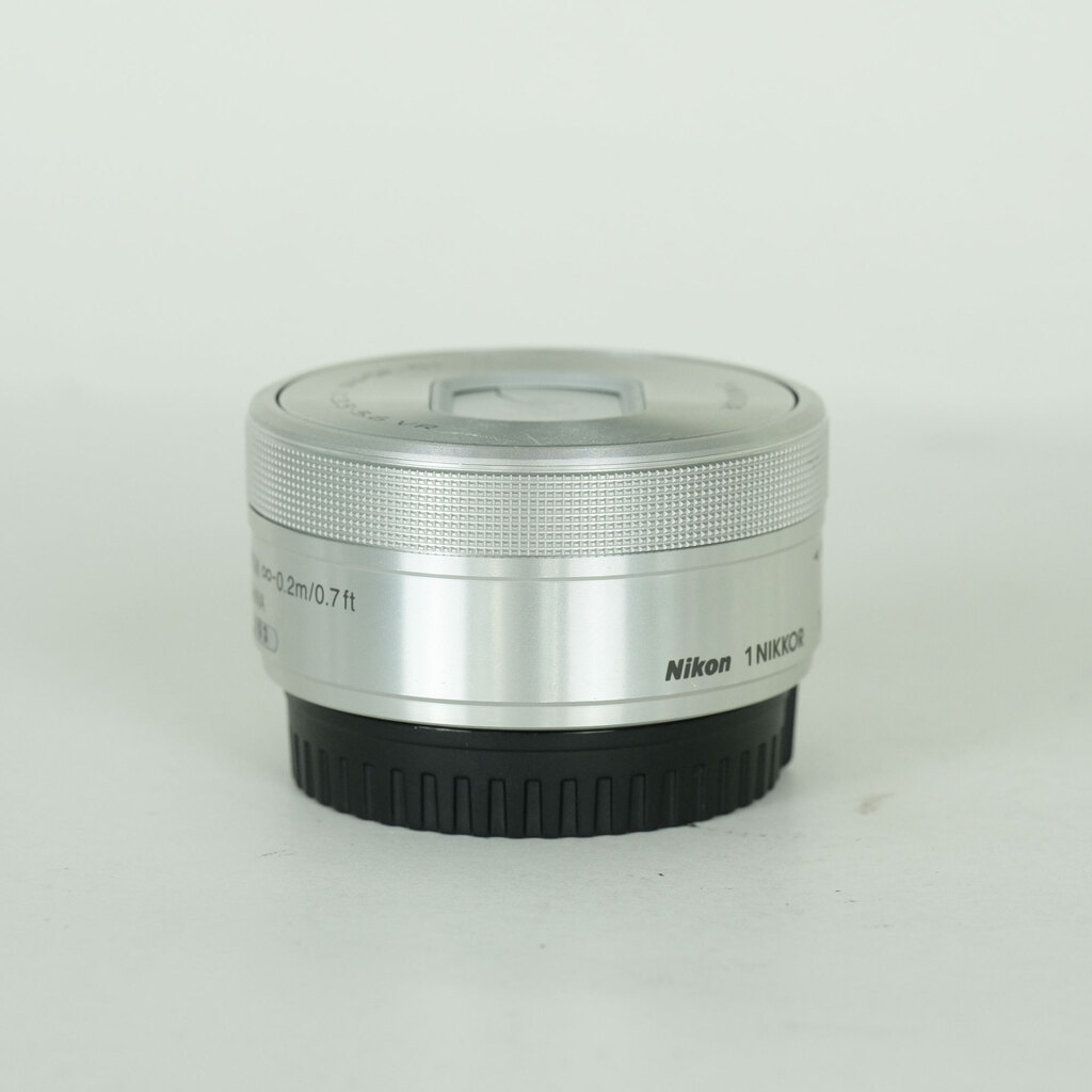 Nikon 1 NIKKOR VR 10-30mm F3.5-5.6 PD-ZOOM シルバーの出品 | ONE