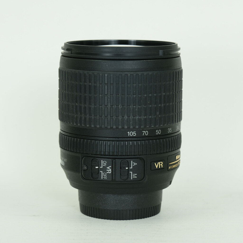 Nikon AF-S DX NIKKOR 18-105mm F3.5-5.6G ED VR