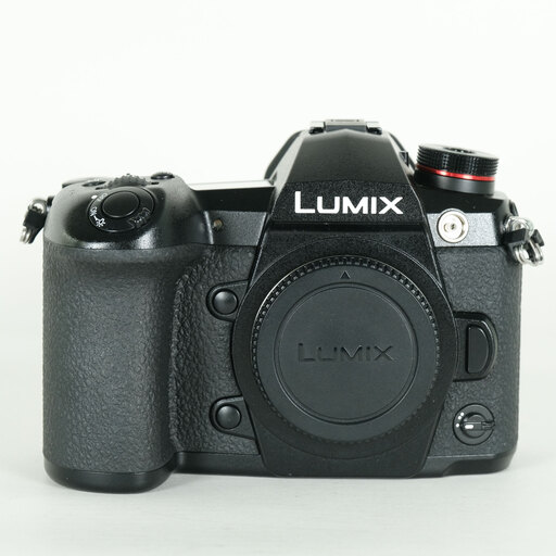 Panasonic LUMIX DC-G9 Proを徹底解説。愛用者レビュー・作例から