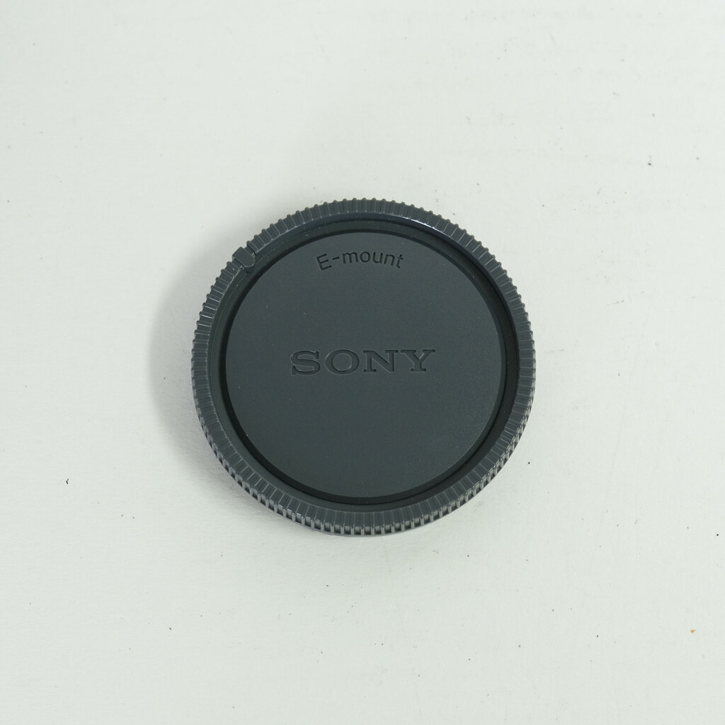 SONY FE 90mm F2.8 Macro G OSS SEL90M28G