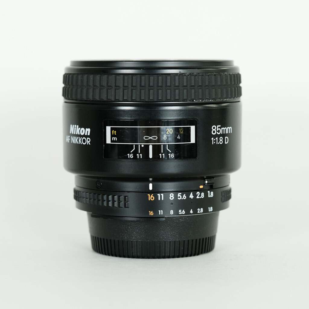 Nikon Ai AF Nikkor 85mm f/1.8D