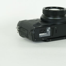 FUJIFILM X30 ブラック