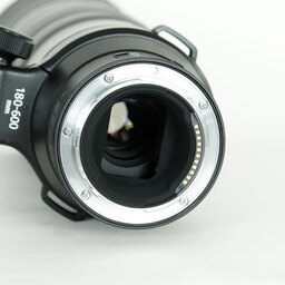 Nikon NIKKOR Z 180-600mm f/5.6-6.3 VR