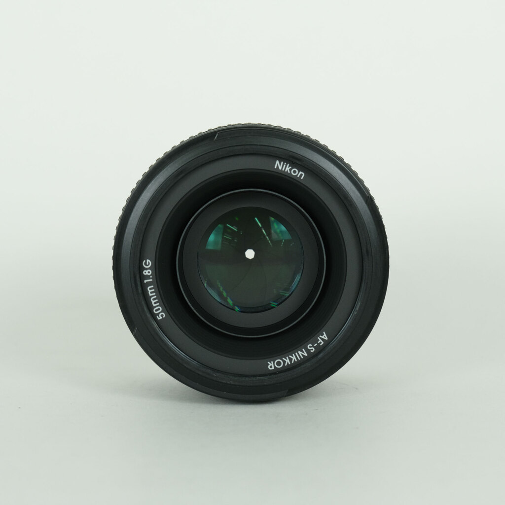 Nikon AF-S NIKKOR 50mm f/1.8G Nikon AF-S NIKKOR 50mm f/1.8G