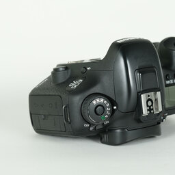 Canon EOS 7D Mark II