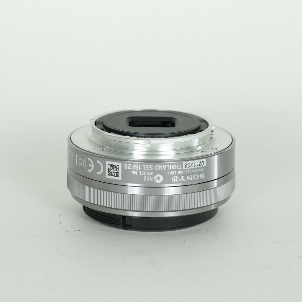 SONY E 16mm F2.8 SEL16F28 SONY E 16mm F2.8 SEL16F28