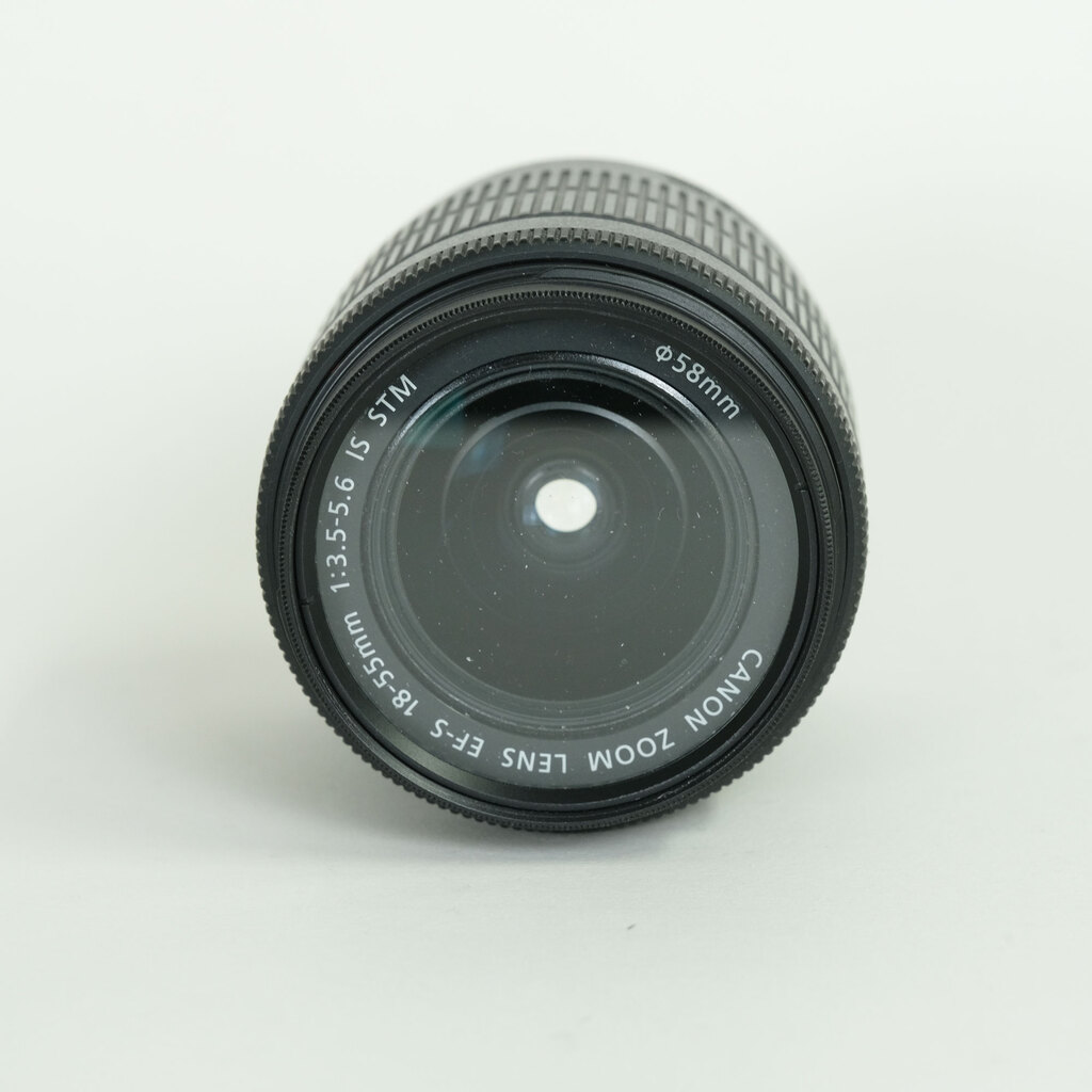 Canon EF-S18-55mm F3.5-5.6 IS STM