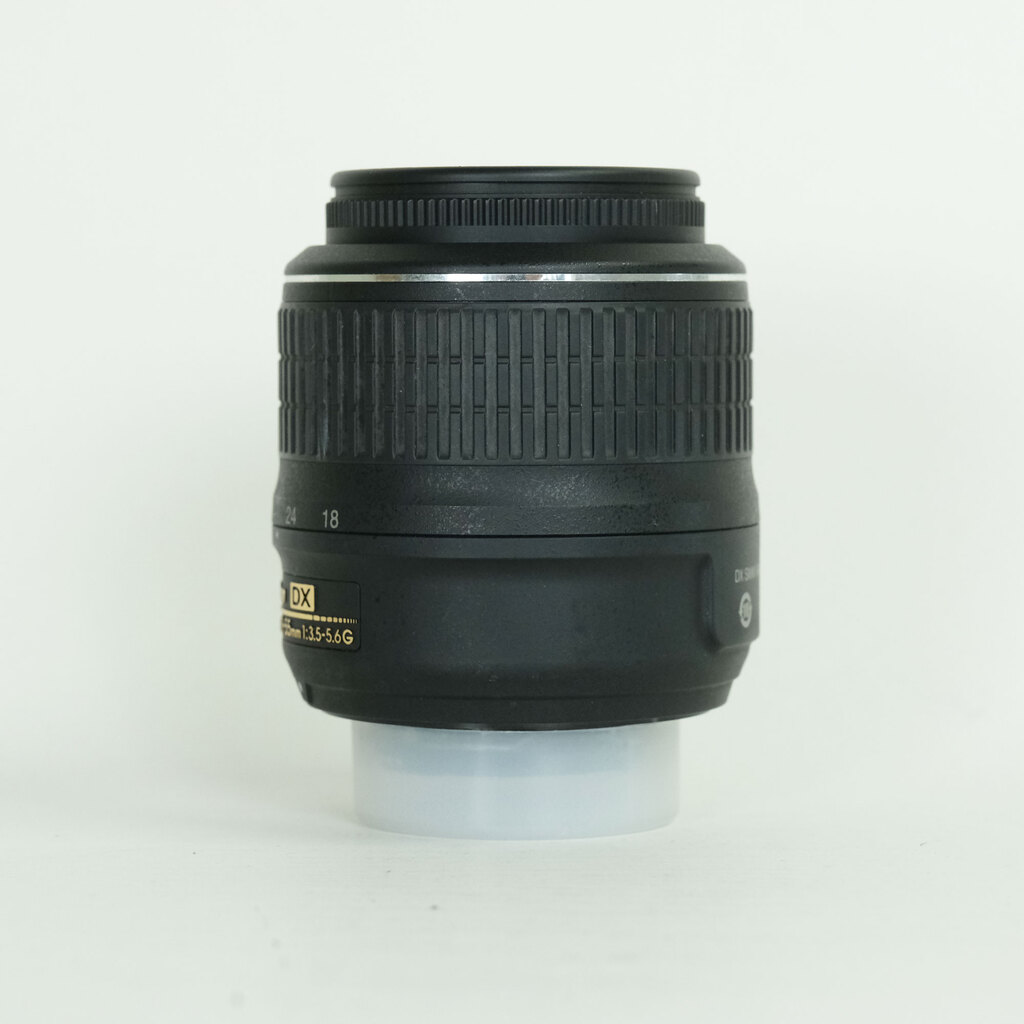 Nikon AF-S DX NIKKOR 18-55mm F3.5-5.6 G VR