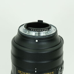 Nikon AF-S NIKKOR 70-200mm f/2.8E FL ED VR Nikon AF-S NIKKOR 70-200mm f/2.8E FL ED VR