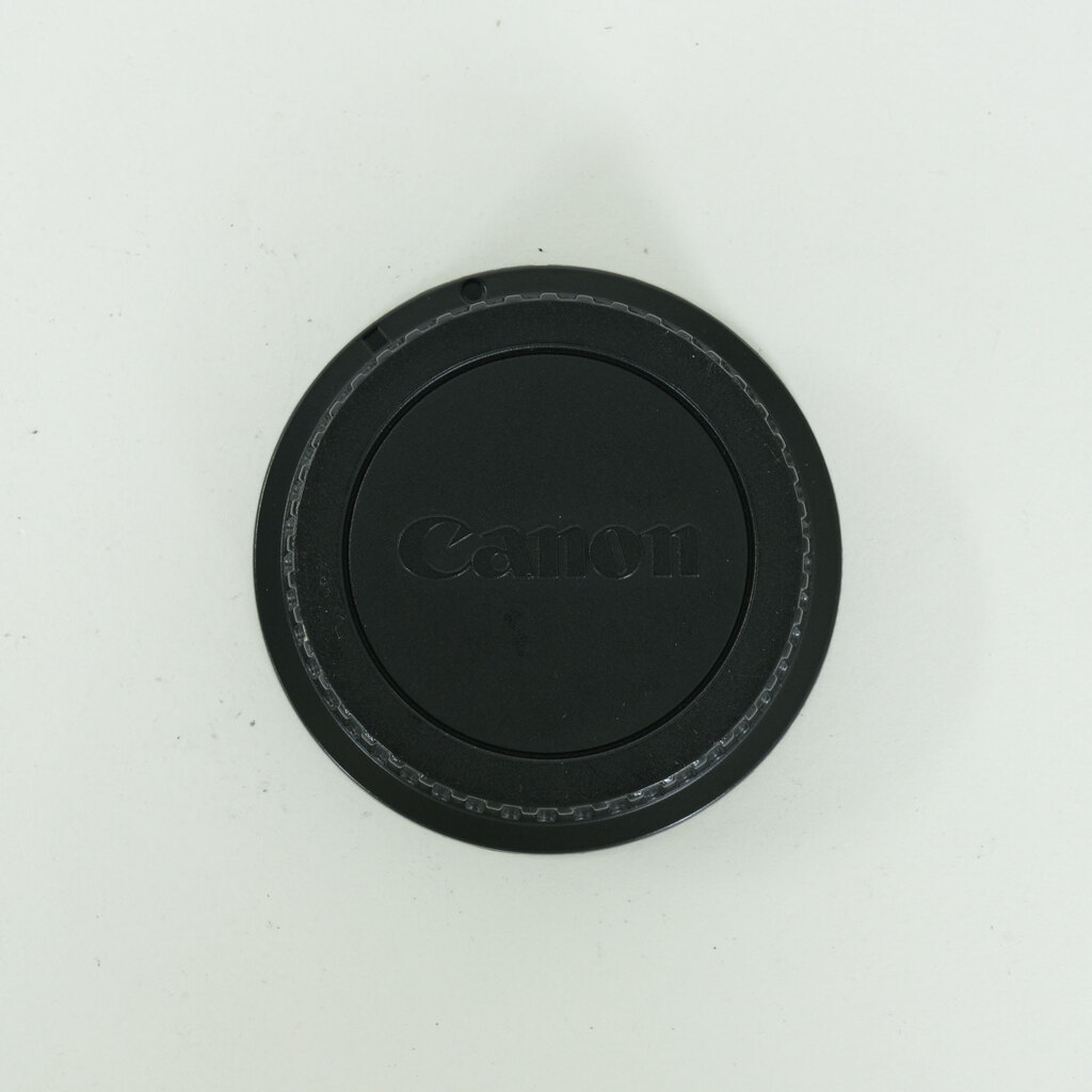 Canon EF28-135mm F3.5-5.6 IS USM