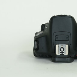 Canon EOS Kiss X7i