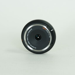 OLYMPUS フィッシュアイボディキャップレンズ（9mm Ｆ8.0 FISHEYE） BCL-0980 ブラック