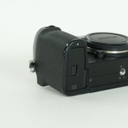 FUJIFILM X-S10