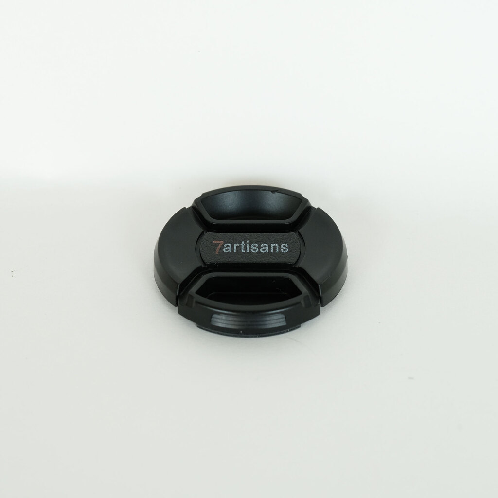 七工匠 7artisans 25mm F1.8 (マイクロフォーサーズ用) ブラック