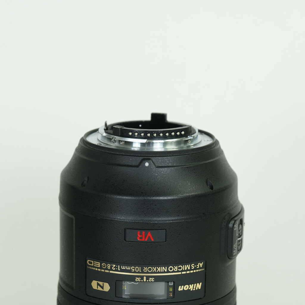Nikon AF-S VR Micro-Nikkor 105mm f/2.8G IF-ED