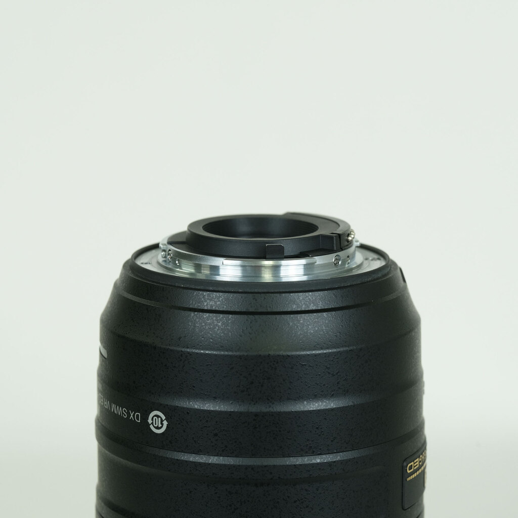 Nikon AF-S DX NIKKOR 55-300mm F4.5-5.6G ED VR Nikon AF-S DX NIKKOR 55-300mm F4.5-5.6G ED VR