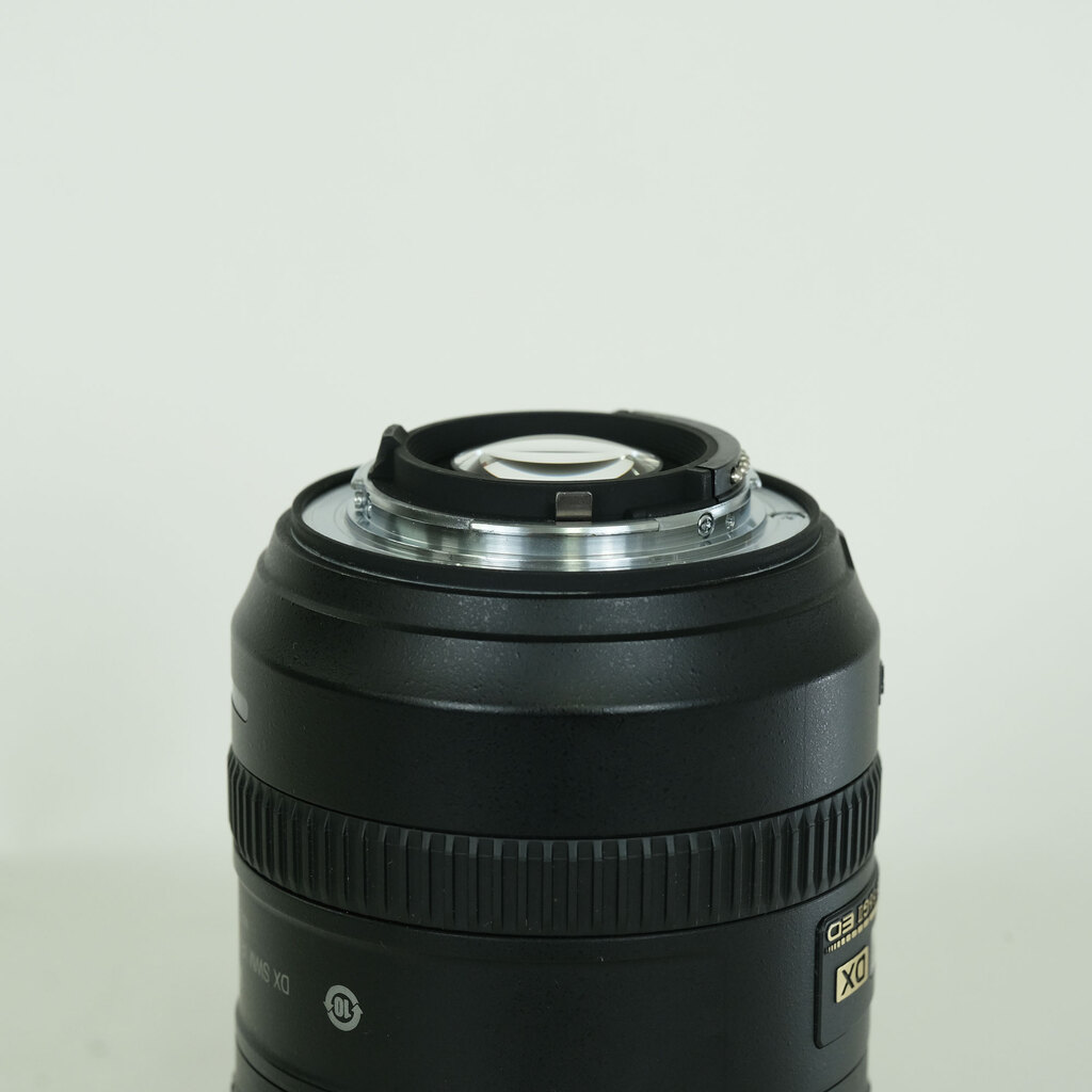 Nikon AF-S DX NIKKOR 18-200mm F3.5-5.6G ED VR II