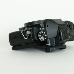 OLYMPUS OM-D E-M5 ボディ ブラック