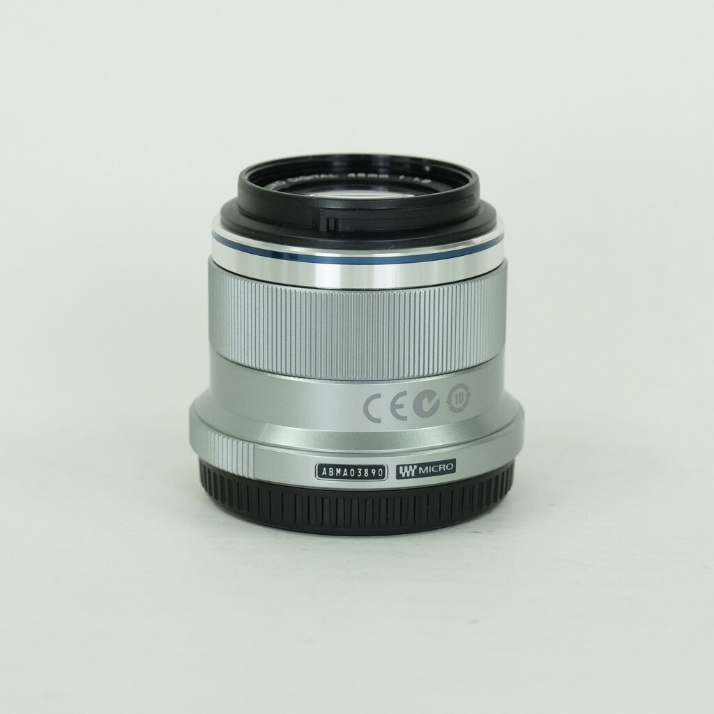 OLYMPUS M.ZUIKO DIGITAL 45mm F1.8