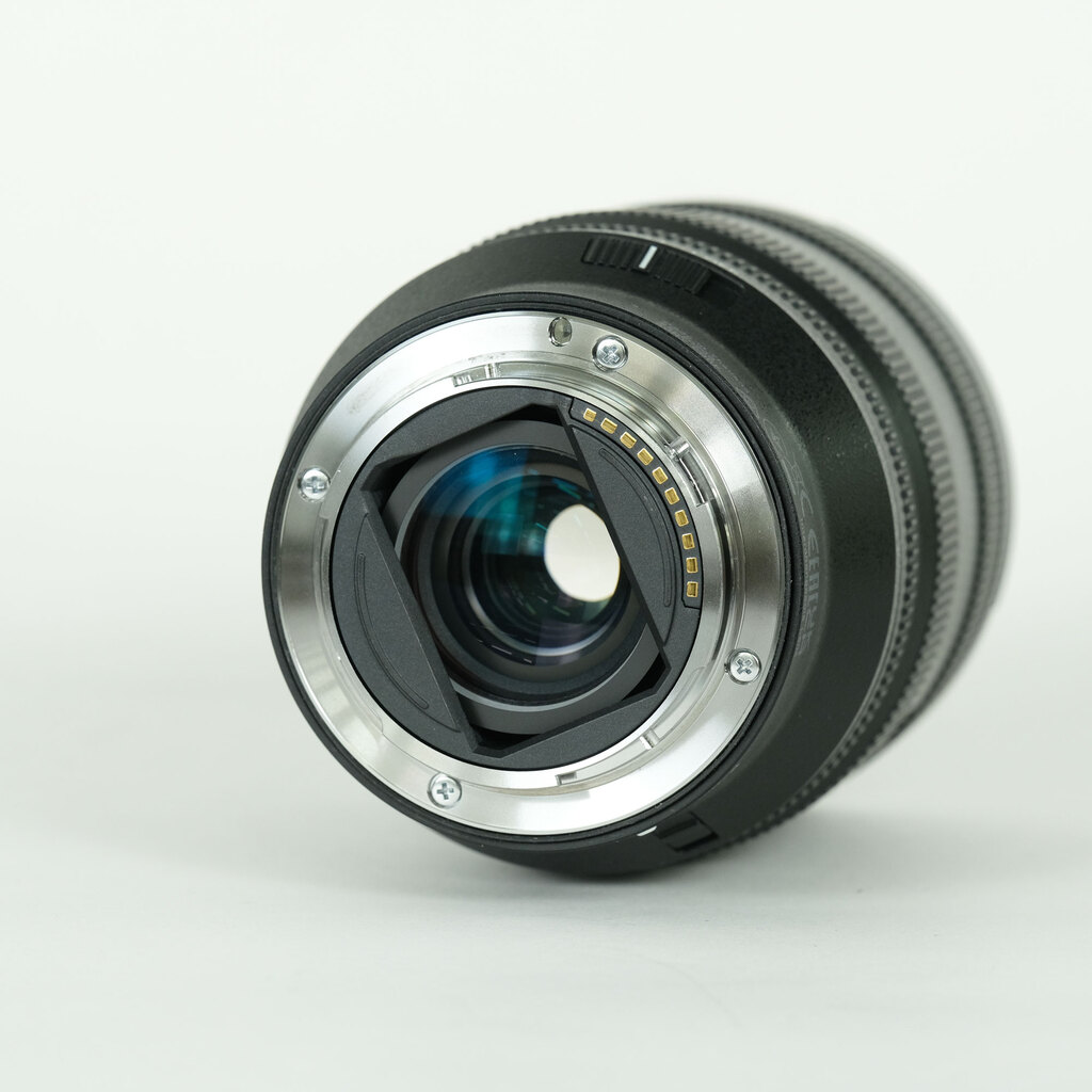 SONY FE 20-70mm F4 G SEL2070Gの出品 | ONE SCENE（ワンシーン）