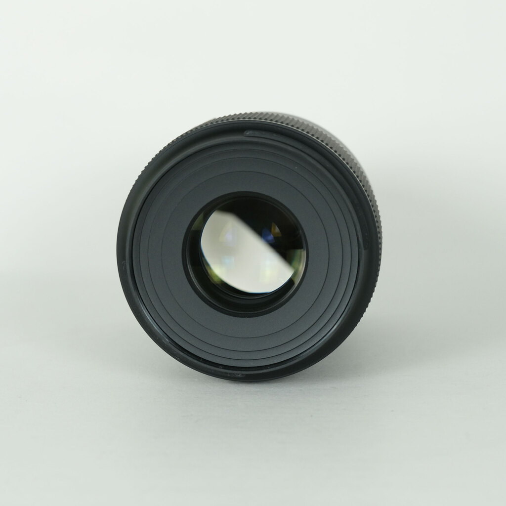 TAMRON 90mm F/2.8 Di III MACRO VXD [ソニーE用]の出品 | ONE SCENE