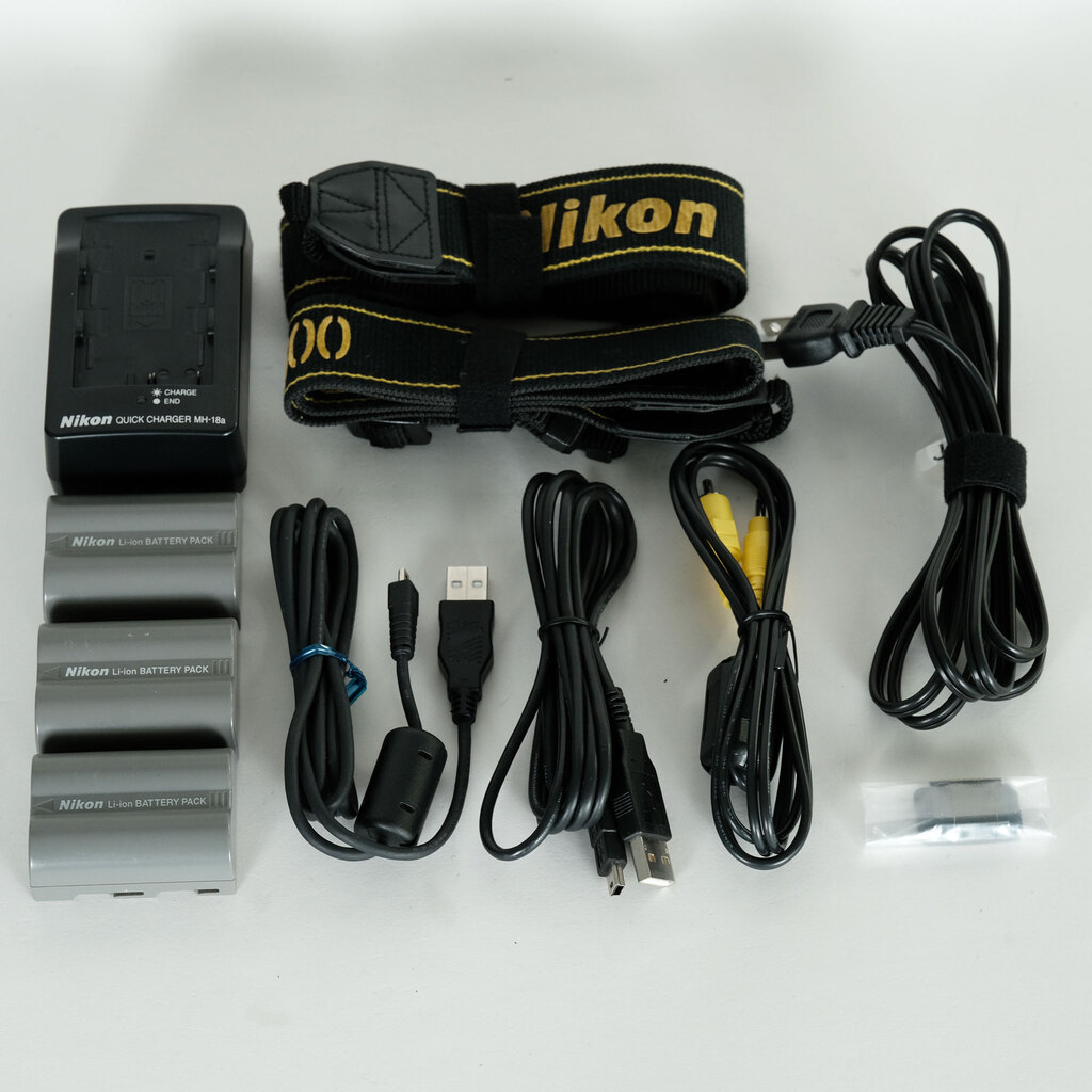 Nikon D300 ボディ