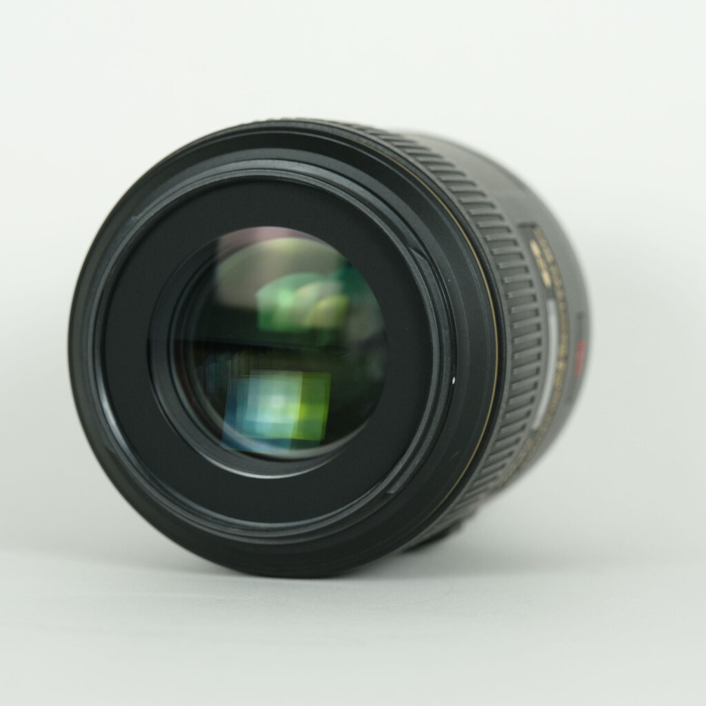 Nikon AF-S VR Micro-Nikkor 105mm f/2.8G IF-EDの出品 | ONE SCENE