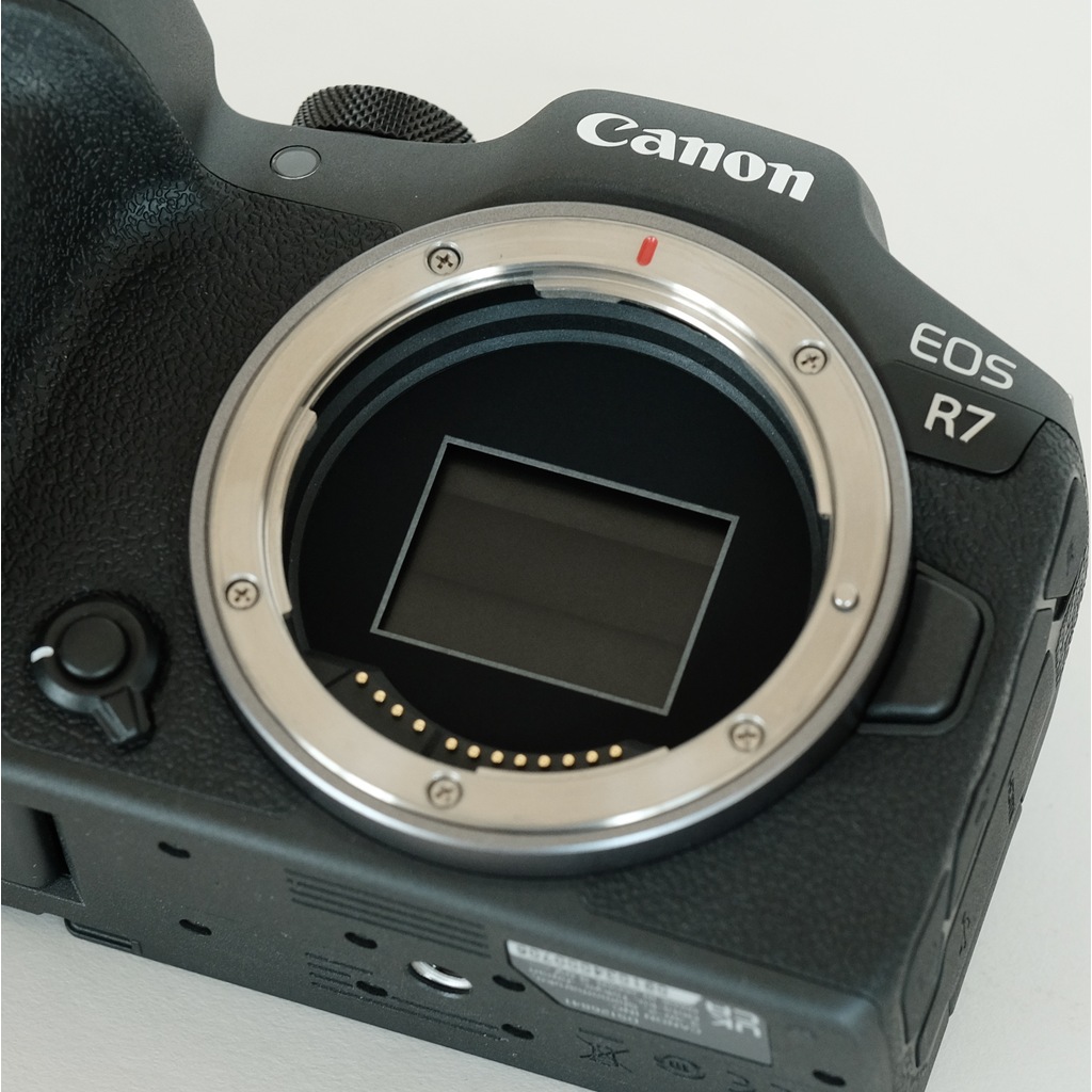 Canon EOS R7