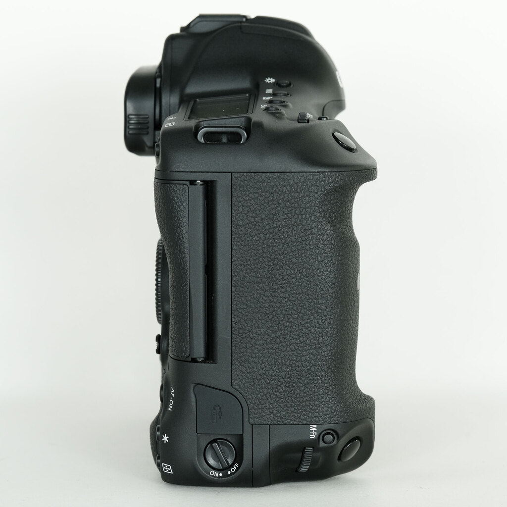 Canon EOS-1D X Mark II