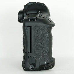 Canon EOS-1D X Mark II