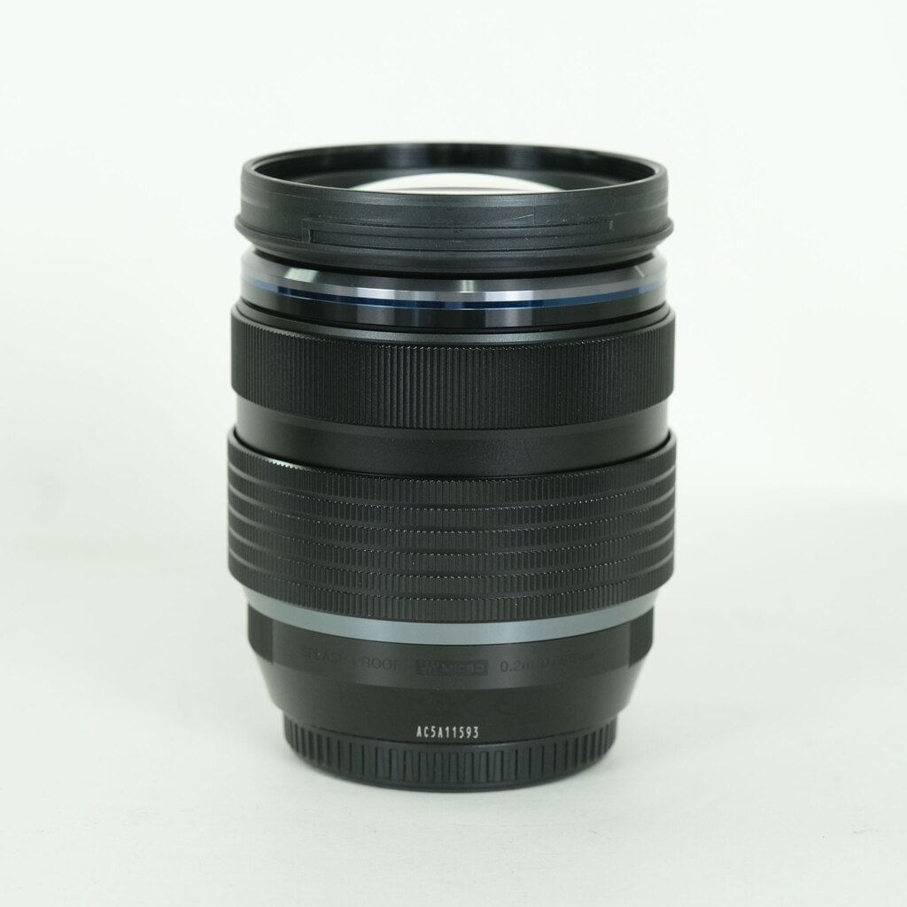 OLYMPUS M.ZUIKO DIGITAL ED 12-40mm F2.8 PRO OLYMPUS M.ZUIKO DIGITAL ED 12-40mm F2.8 PRO