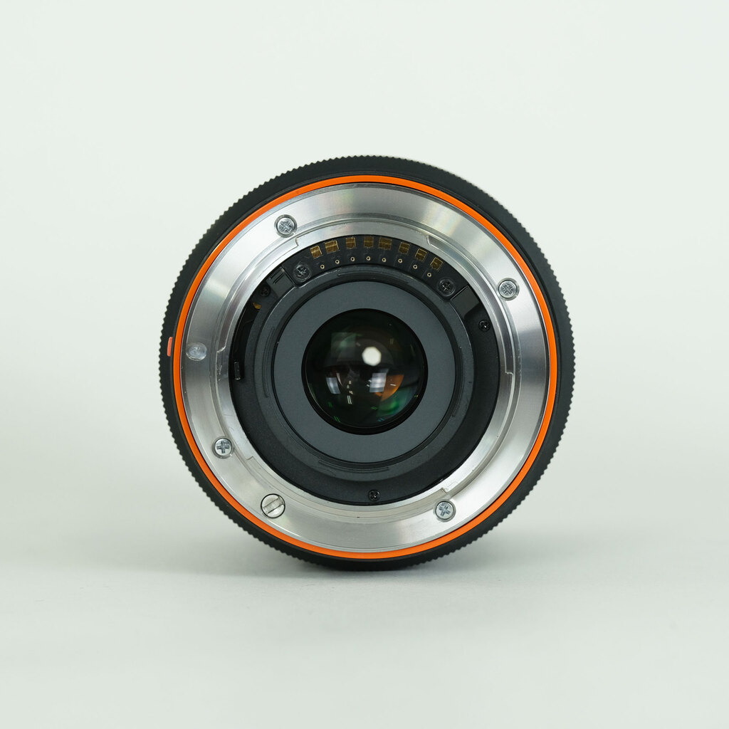 SONY Vario-Sonnar T＊ DT 16-80mm F3.5-4.5 ZA SAL1680Z