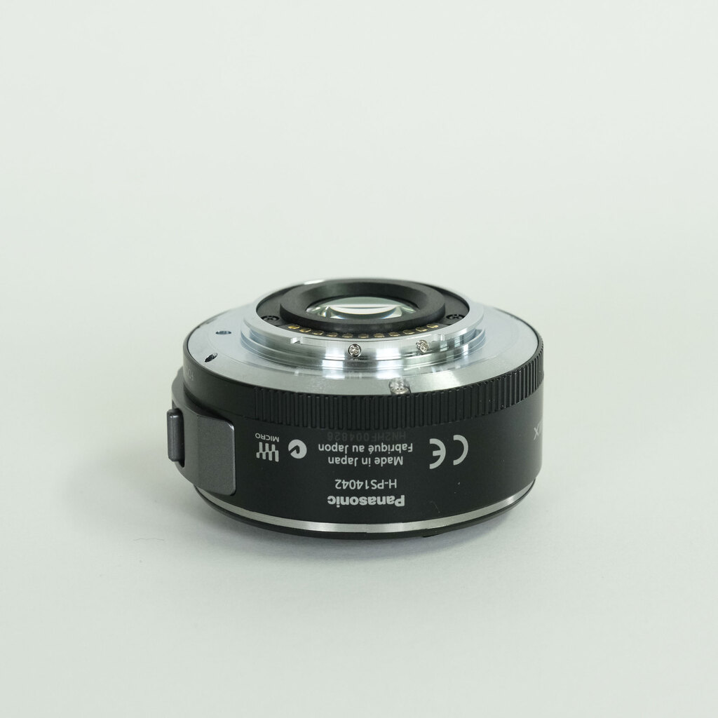 Panasonic LUMIX G X VARIO PZ 14-42mm / F3.5-5.6 ASPH. / POWER O.I.S. Panasonic LUMIX G X VARIO PZ 14-42mm / F3.5-5.6 ASPH. / POWER O.I.S.