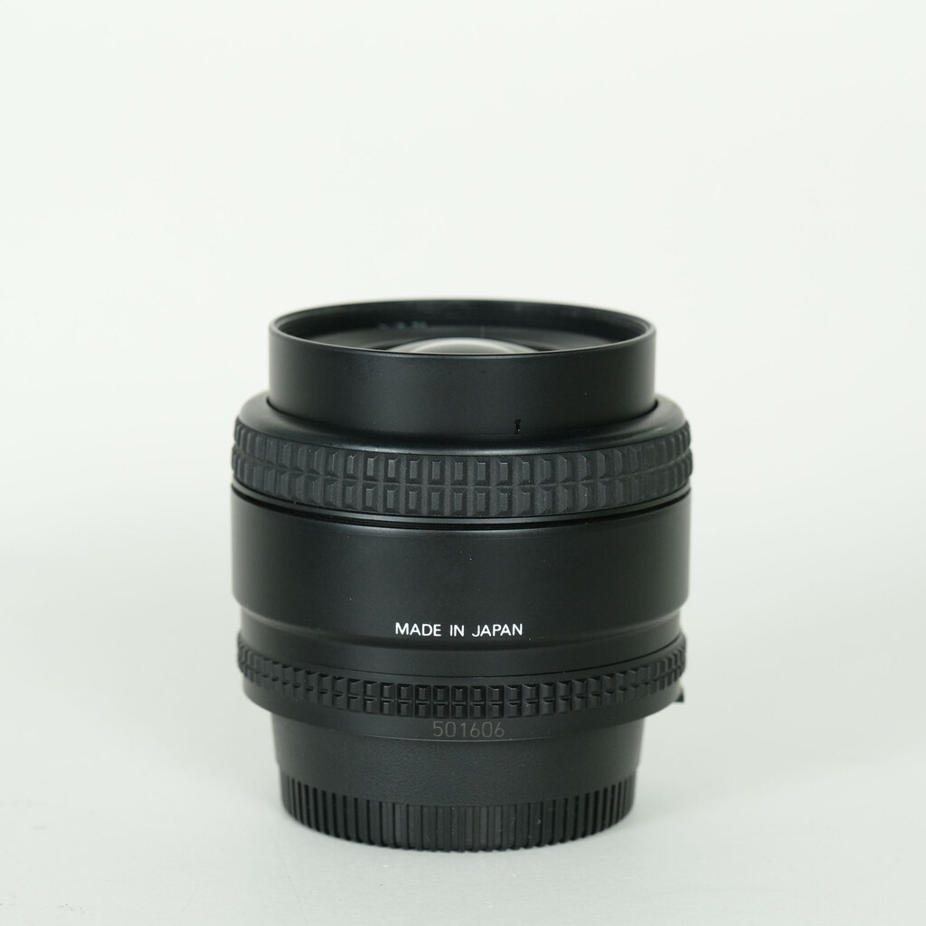 Nikon Ai AF Nikkor 35mm F2Dの出品 | ONE SCENE（ワンシーン）