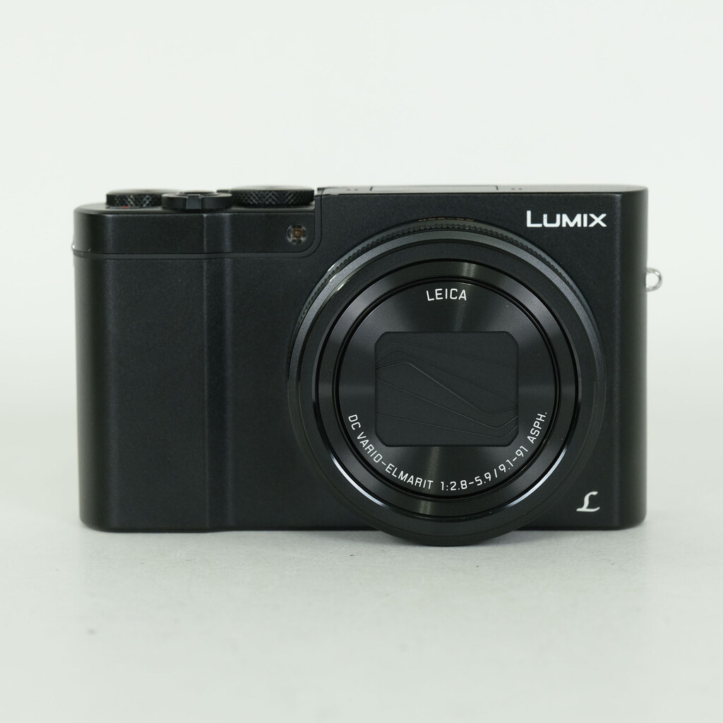 Panasonic LUMIX DMC-TX1 Panasonic LUMIX DMC-TX1