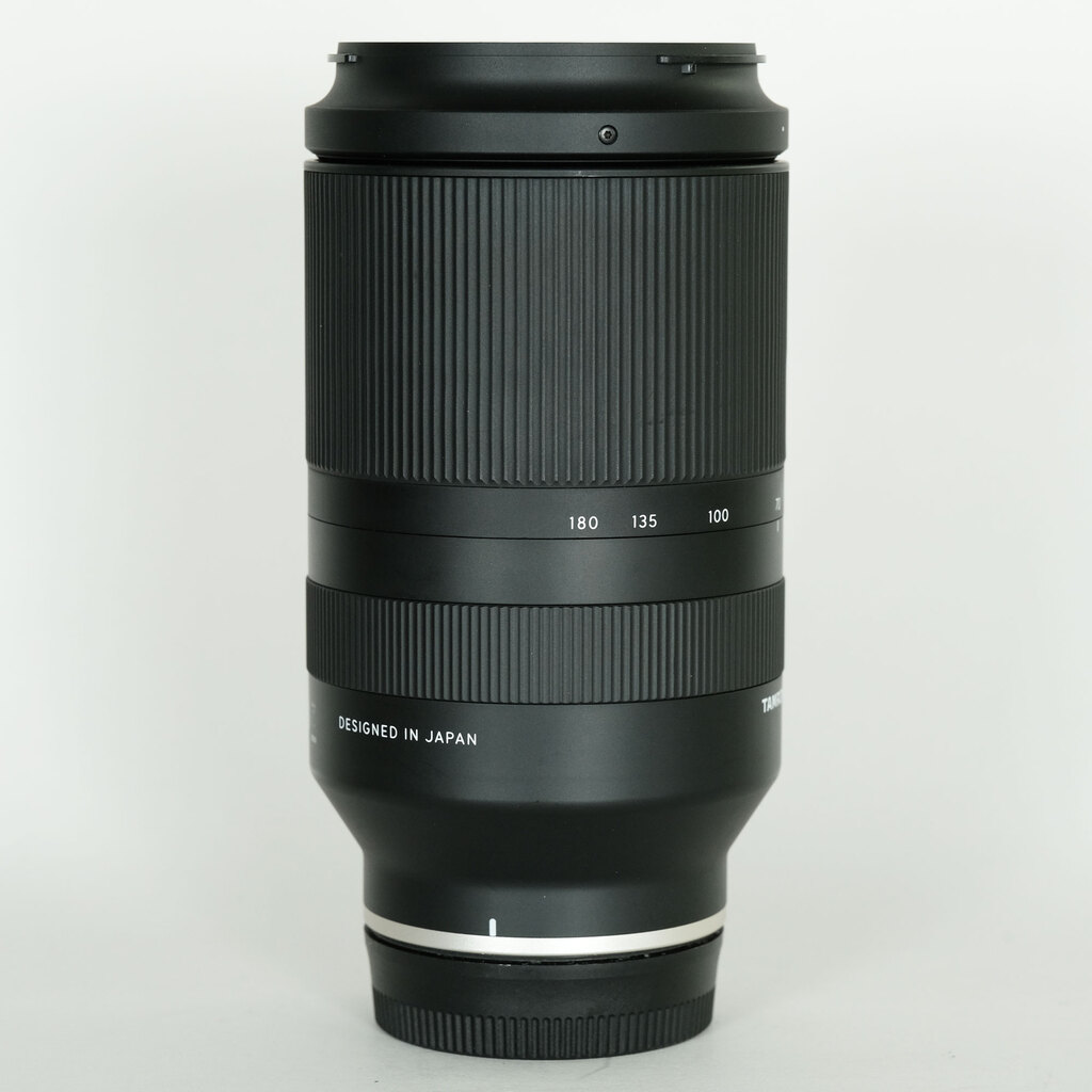 TAMRON 70-180mm F/2.8 Di III VXD (Model A056) [ ソニーE用 ]