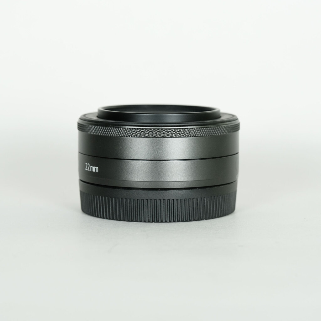 Canon EF-M22mm F2 STM