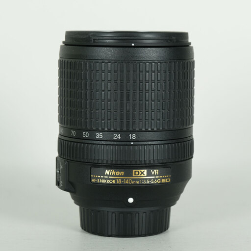 Nikon AF-S DX NIKKOR 18-140mm F3.5-5.6G ED VR Nikon AF-S DX NIKKOR 18-140mm F3.5-5.6G ED VR