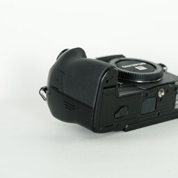 OLYMPUS OM-D E-M1 Mark II