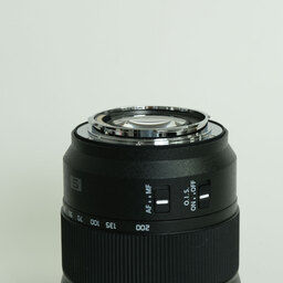 Panasonic LUMIX S 28-200mm F4-7.1 MACRO O.I.S.