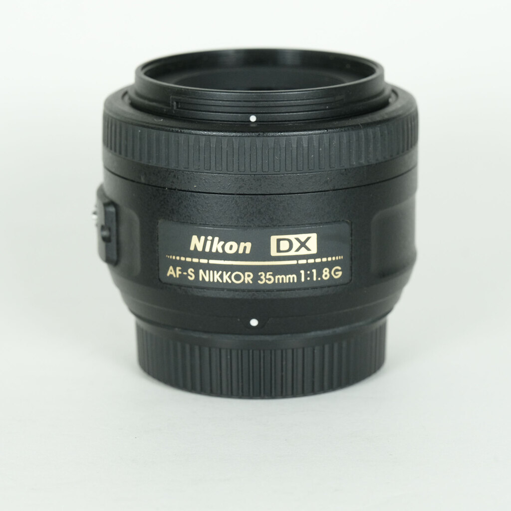AF-S DX NIKKOR 35mm f/1.8G 中古価格比較 - 価格.com